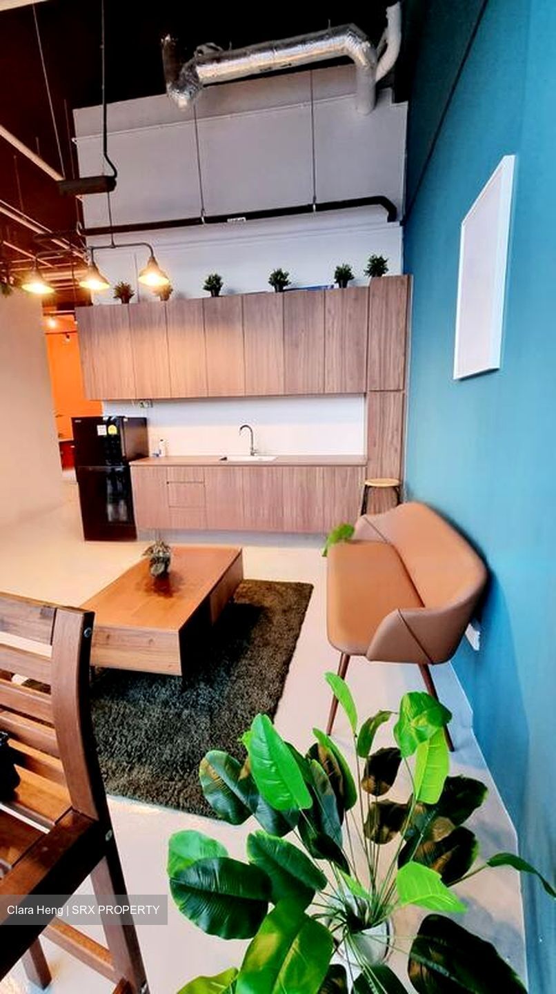 Woods Square (D25), Office #471641841